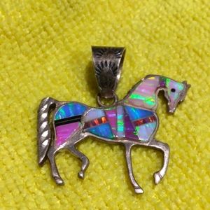 Vintage horse pendent zunie sterling with opal